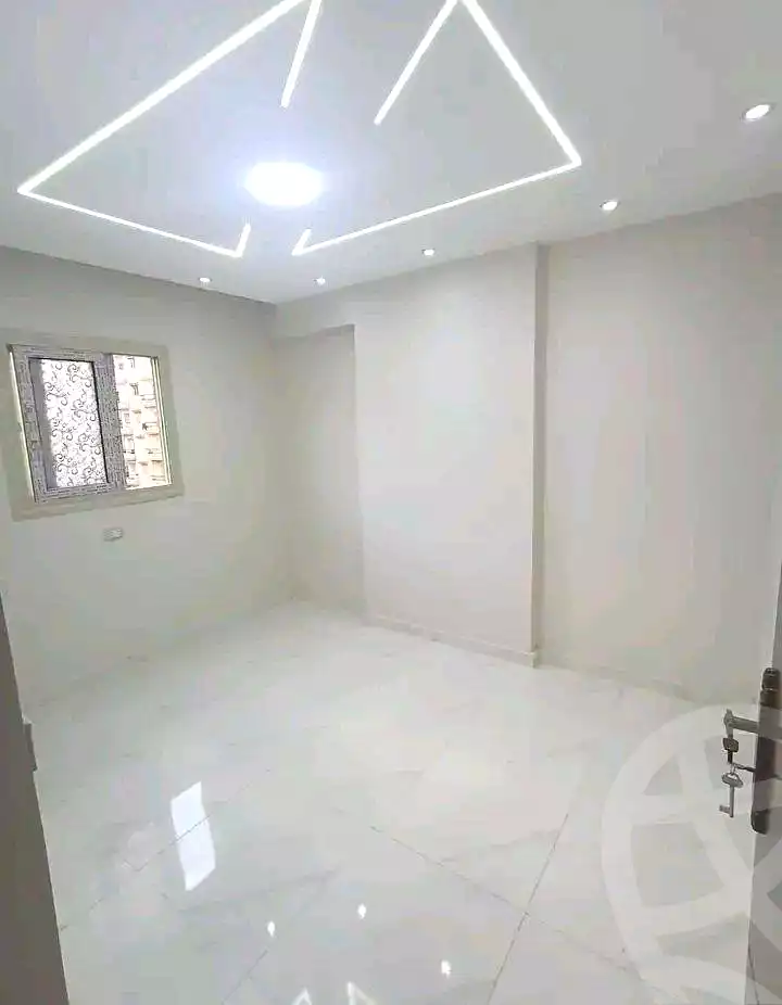 https://aqarmap.com.eg/en/listing/6925572-for-sale-alexandria-sydy-bshr-sydy-bshr-bhry-street-16