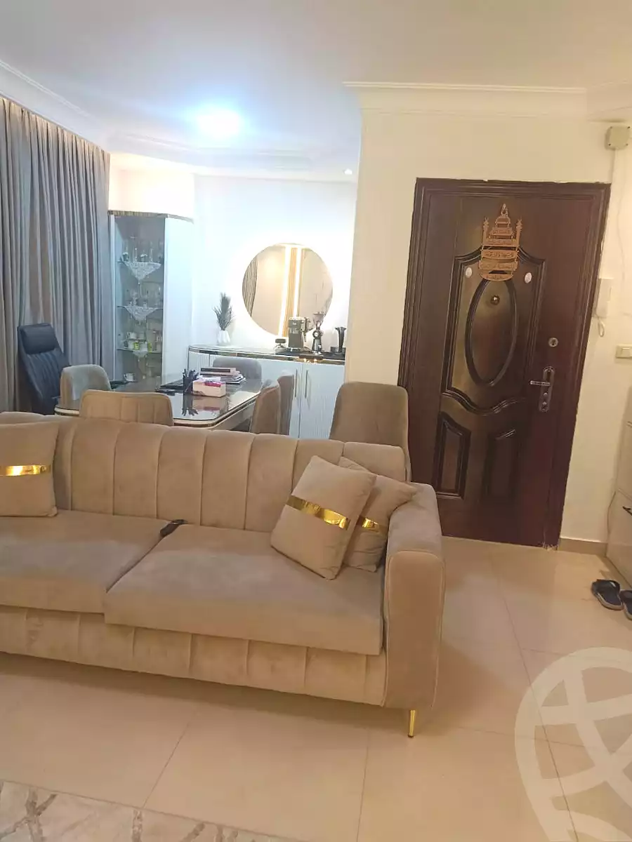 https://aqarmap.com.eg/ar/listing/6926028-for-sale-cairo-mokattam-el-hadabah-el-wosta-el-mantaqa-el-talta-al-rawda-resort-road