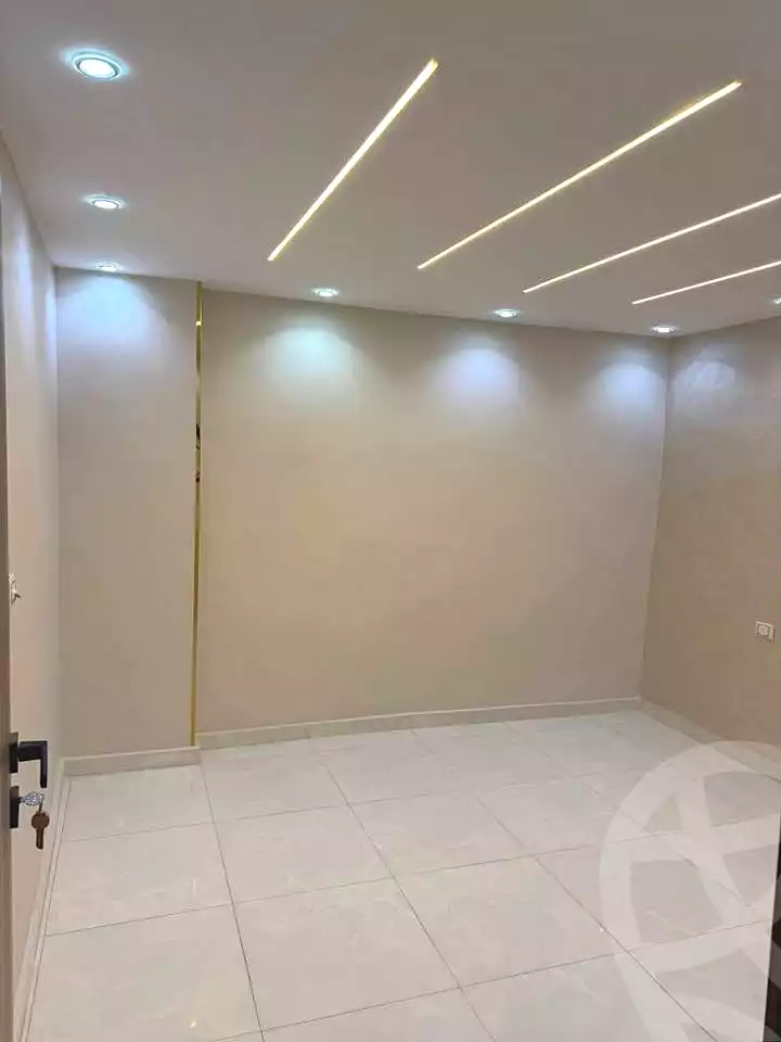 https://aqarmap.com.eg/en/listing/6926336-for-sale-cairo-el-haram-el-lebeny-soltan-khattab-st
