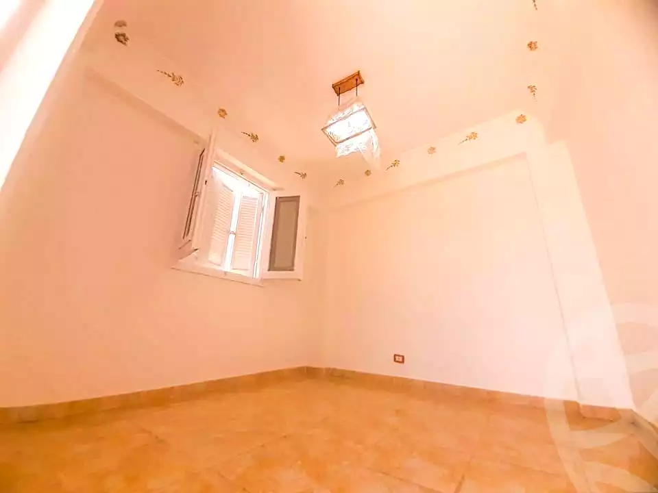 https://aqarmap.com.eg/en/listing/6926469-for-sale-alexandria-al-agamy-shataa-el-nakheel-no-9-st