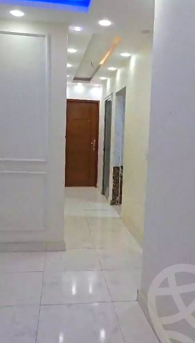 https://aqarmap.com.eg/ar/listing/6926535-for-rent-cairo-ain-shams-jsr-lswys