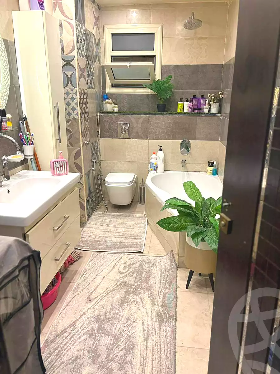 https://aqarmap.com.eg/ar/listing/6926714-for-sale-cairo-ain-shams-mnshy-lthryr