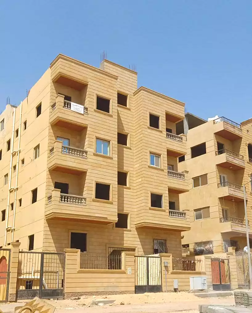 https://aqarmap.com.eg/en/listing/6926951-for-sale-cairo-badr-city-hai-el-ashgar-featured-neighborhood-bait-el-watan