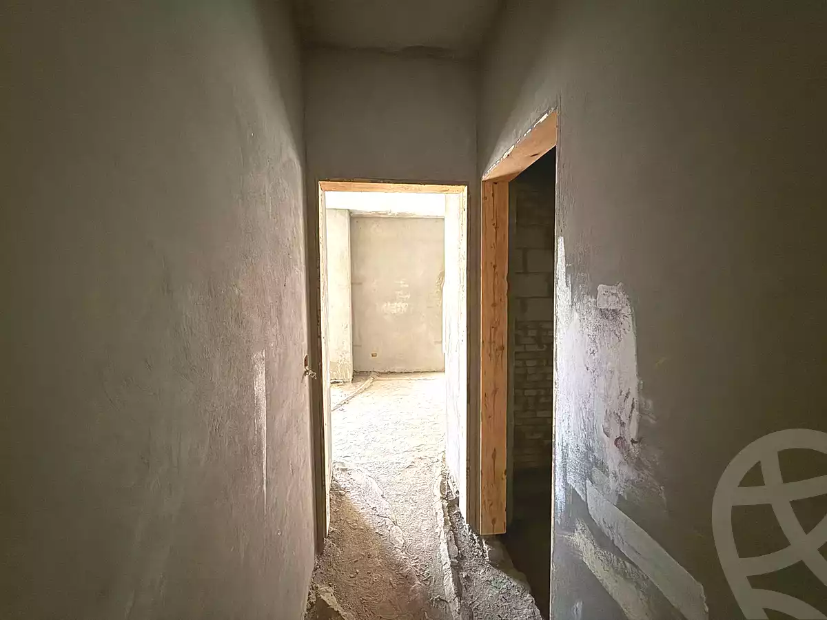https://aqarmap.com.eg/en/listing/6926978-for-sale-cairo-new-cairo-compounds-hyde-park-centre-ville-hyde-park