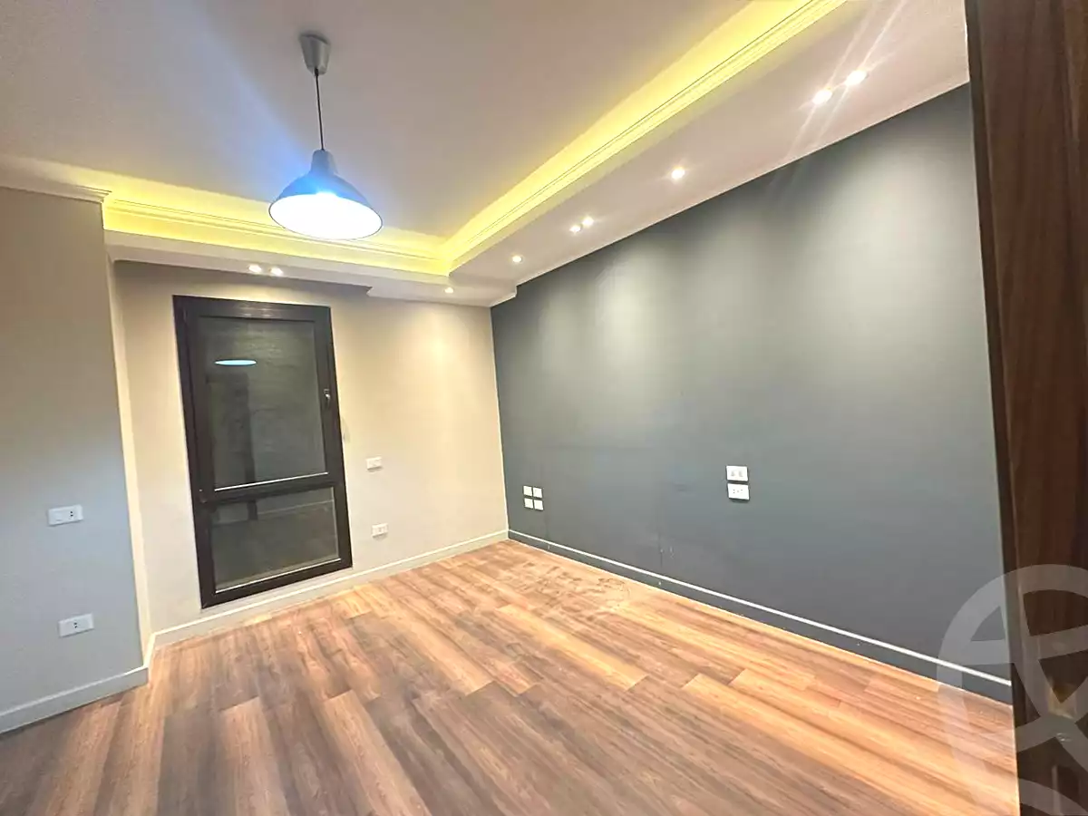 https://aqarmap.com.eg/ar/listing/6927002-for-rent-cairo-new-cairo-compounds-eastown-spectrum-eastown-compound