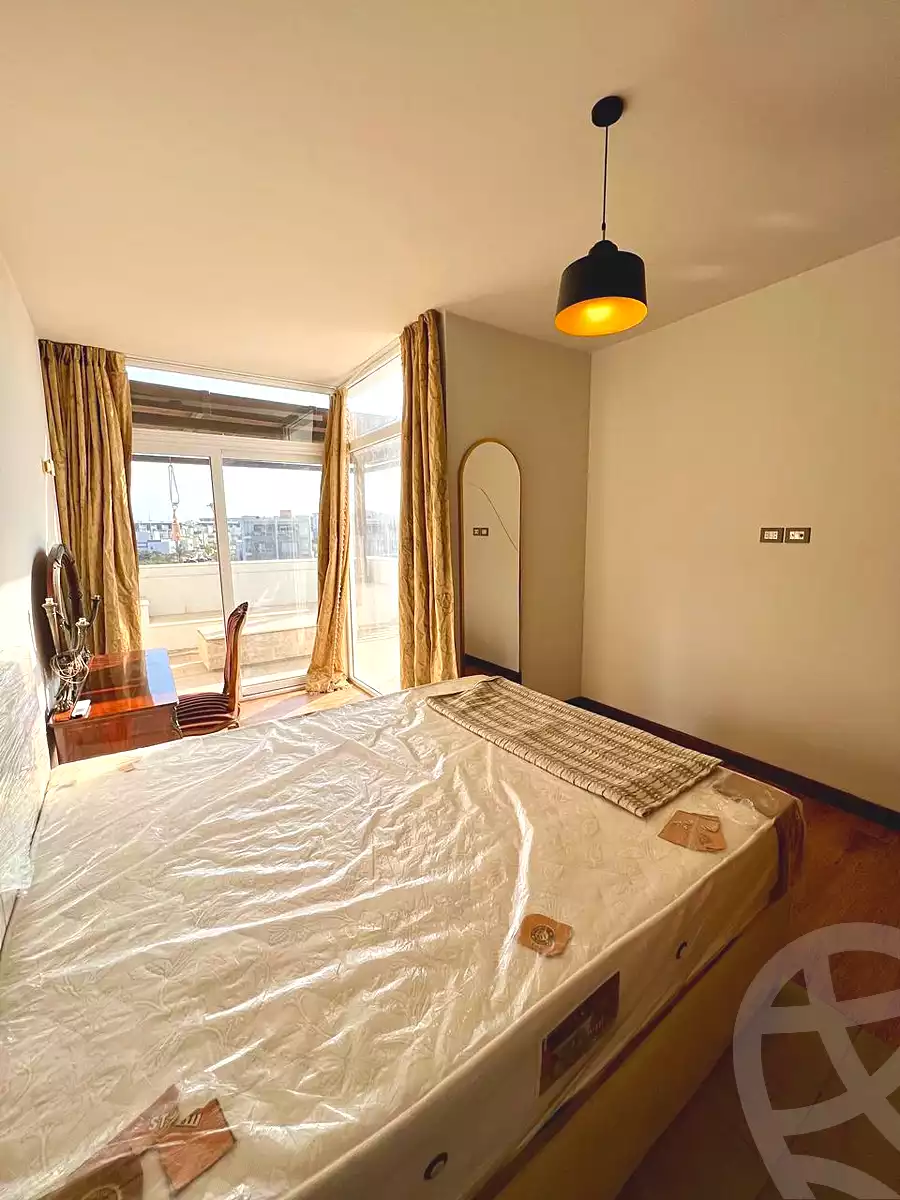 https://aqarmap.com.eg/en/listing/6927087-for-rent-cairo-new-cairo-compounds-hyde-park-centre-ville-hyde-park