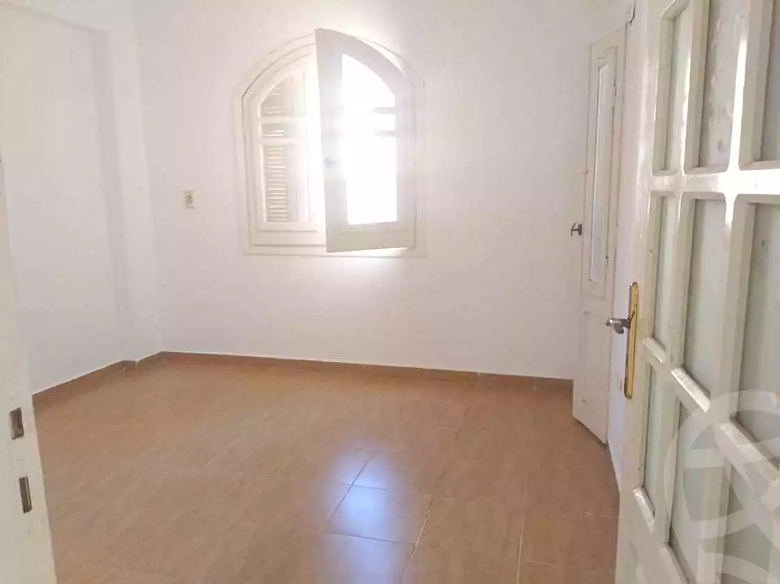 https://aqarmap.com.eg/ar/listing/6927301-for-rent-cairo-new-cairo-el-narges-el-narges-5-moushir-ahmed-ismail-st
