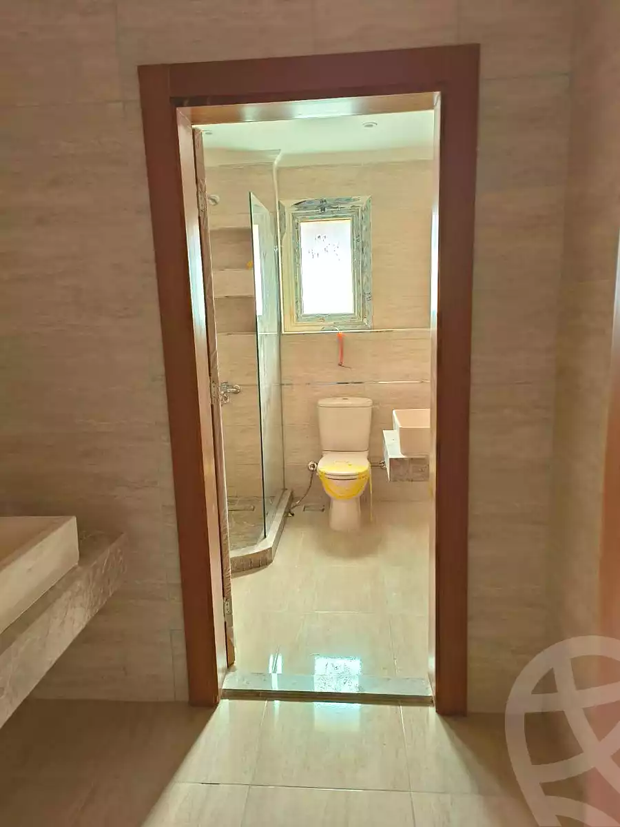 https://aqarmap.com.eg/en/listing/6927294-for-rent-cairo-new-cairo-compounds-mountain-view-hyde-park