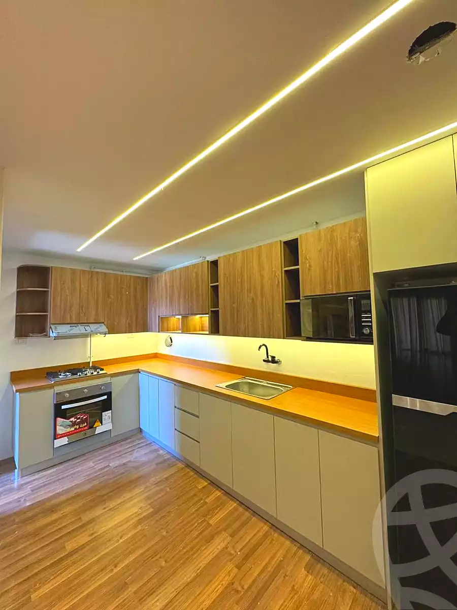 https://aqarmap.com.eg/ar/listing/6927337-for-rent-cairo-new-cairo-lrhb-city-mtdd-lrhb-phase-8