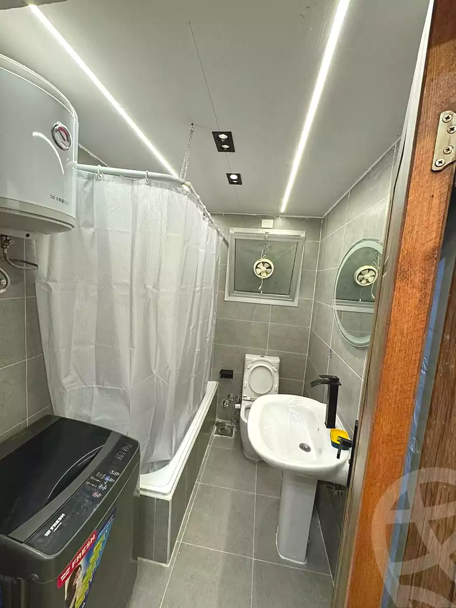 https://aqarmap.com.eg/ar/listing/6927337-for-rent-cairo-new-cairo-lrhb-city-mtdd-lrhb-phase-8