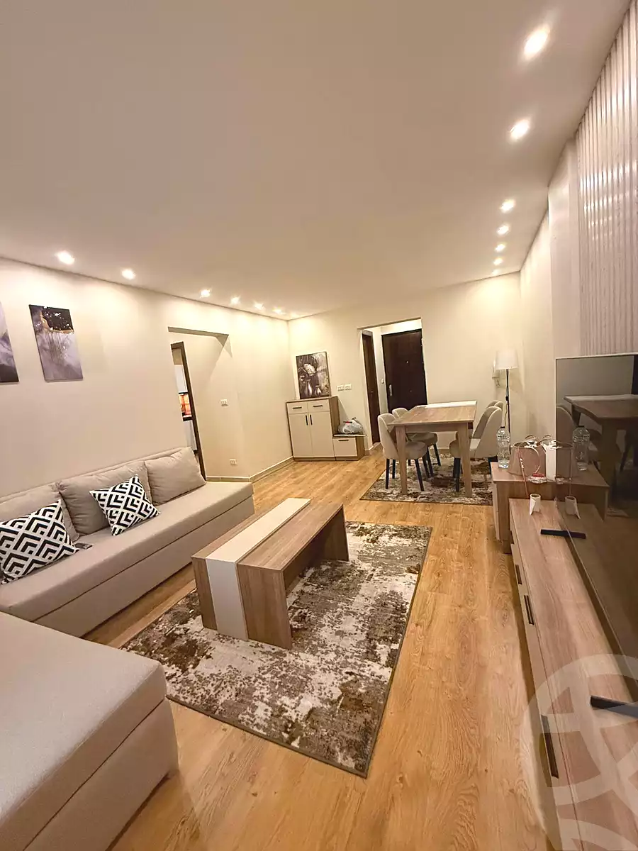 https://aqarmap.com.eg/en/listing/6927370-for-rent-cairo-new-cairo-lrhb-city-group-97