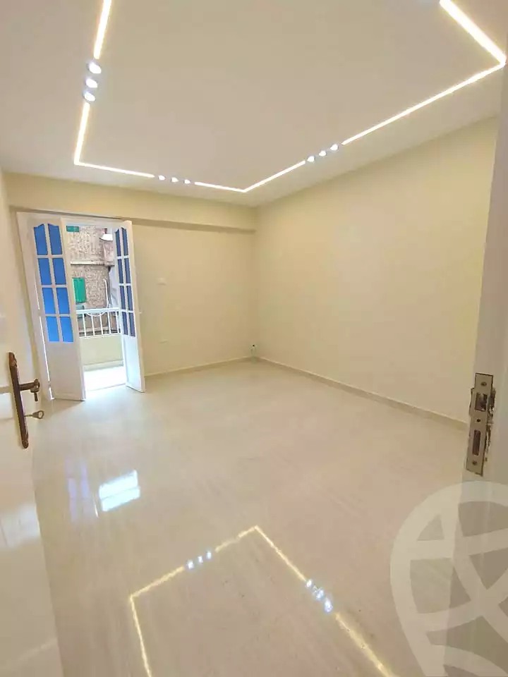 https://aqarmap.com.eg/ar/listing/6928262-for-sale-alexandria-sydy-bshr-sydy-bshr-bhry-gamal-abd-el-nasir-st