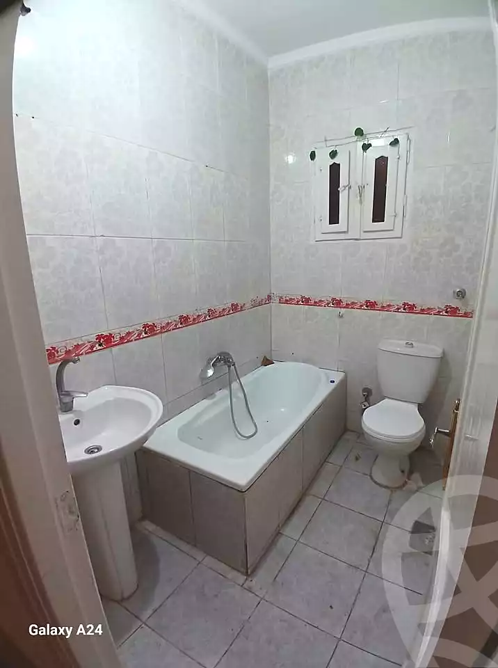 https://aqarmap.com.eg/ar/listing/6928604-for-rent-alexandria-el-asafra-l-sfr-bhry
