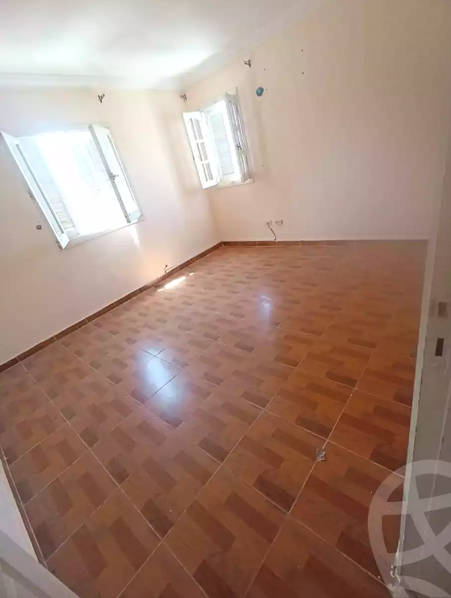 https://aqarmap.com.eg/ar/listing/6928844-for-rent-alexandria-zezenia