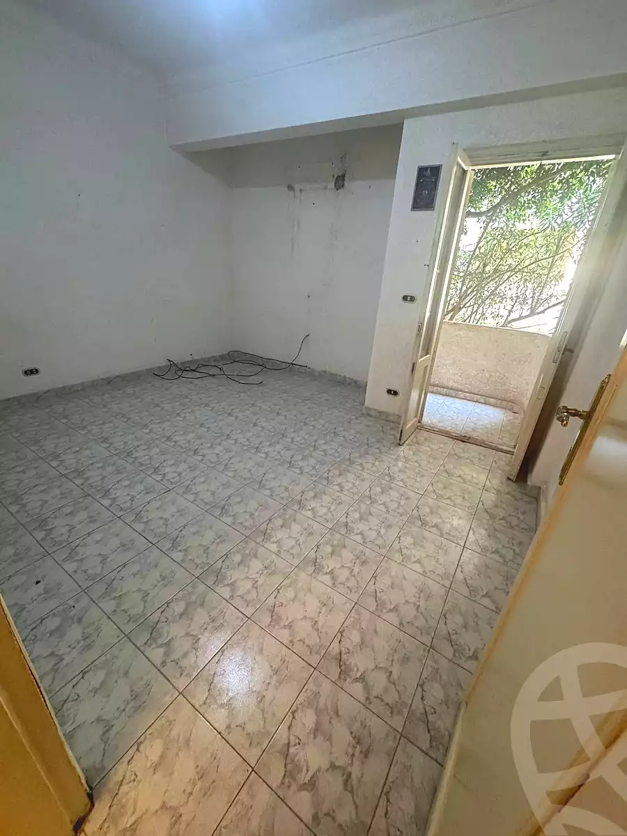 https://aqarmap.com.eg/ar/listing/6929003-for-sale-alexandria-al-agamy-lbytsh-bianchiii-el-bashwat-st