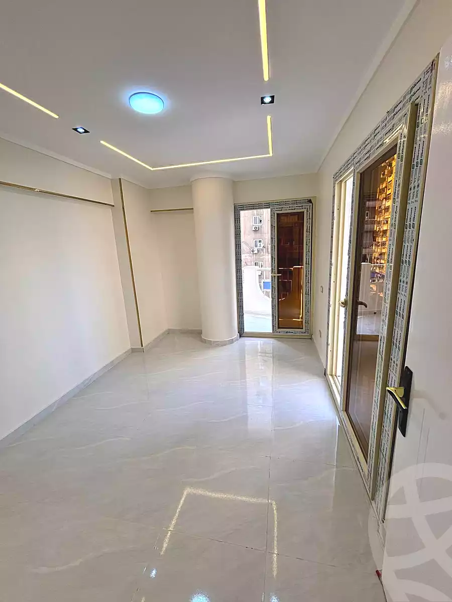 https://aqarmap.com.eg/en/listing/6929079-for-sale-alexandria-sydy-bshr-sydy-bshr-bhry-shr-mhmwd-l-yswy