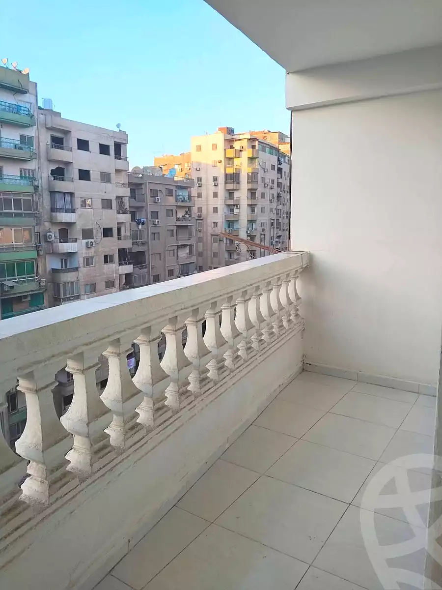 https://aqarmap.com.eg/en/listing/6929112-for-sale-cairo-el-haram-shareaa-khatem-el-morsalen