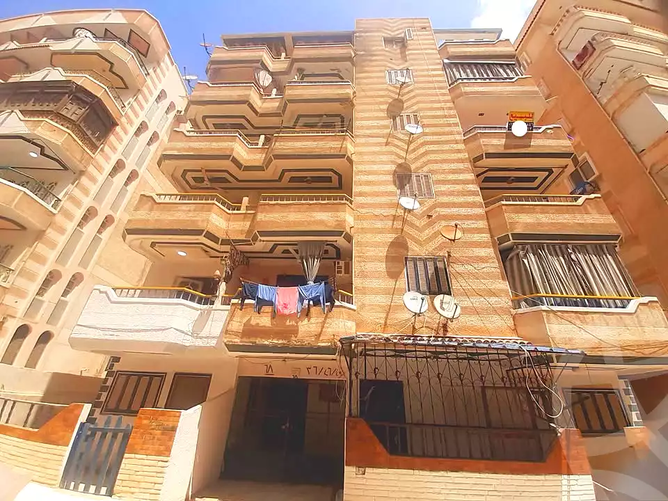 https://aqarmap.com.eg/ar/listing/6929354-for-sale-alexandria-al-agamy-shataa-el-nakheel-street-19