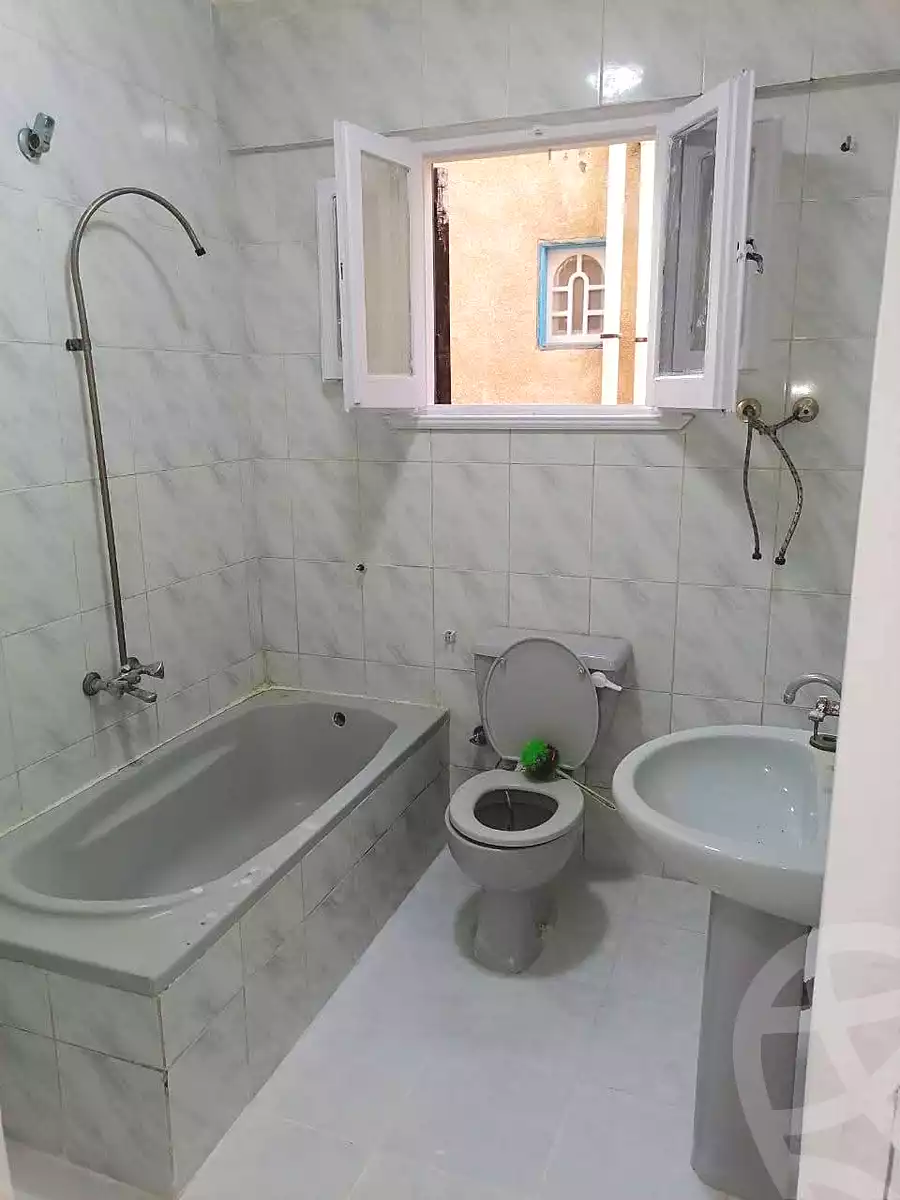 https://aqarmap.com.eg/ar/listing/6929678-for-sale-alexandria-al-agamy-shataa-el-nakheel