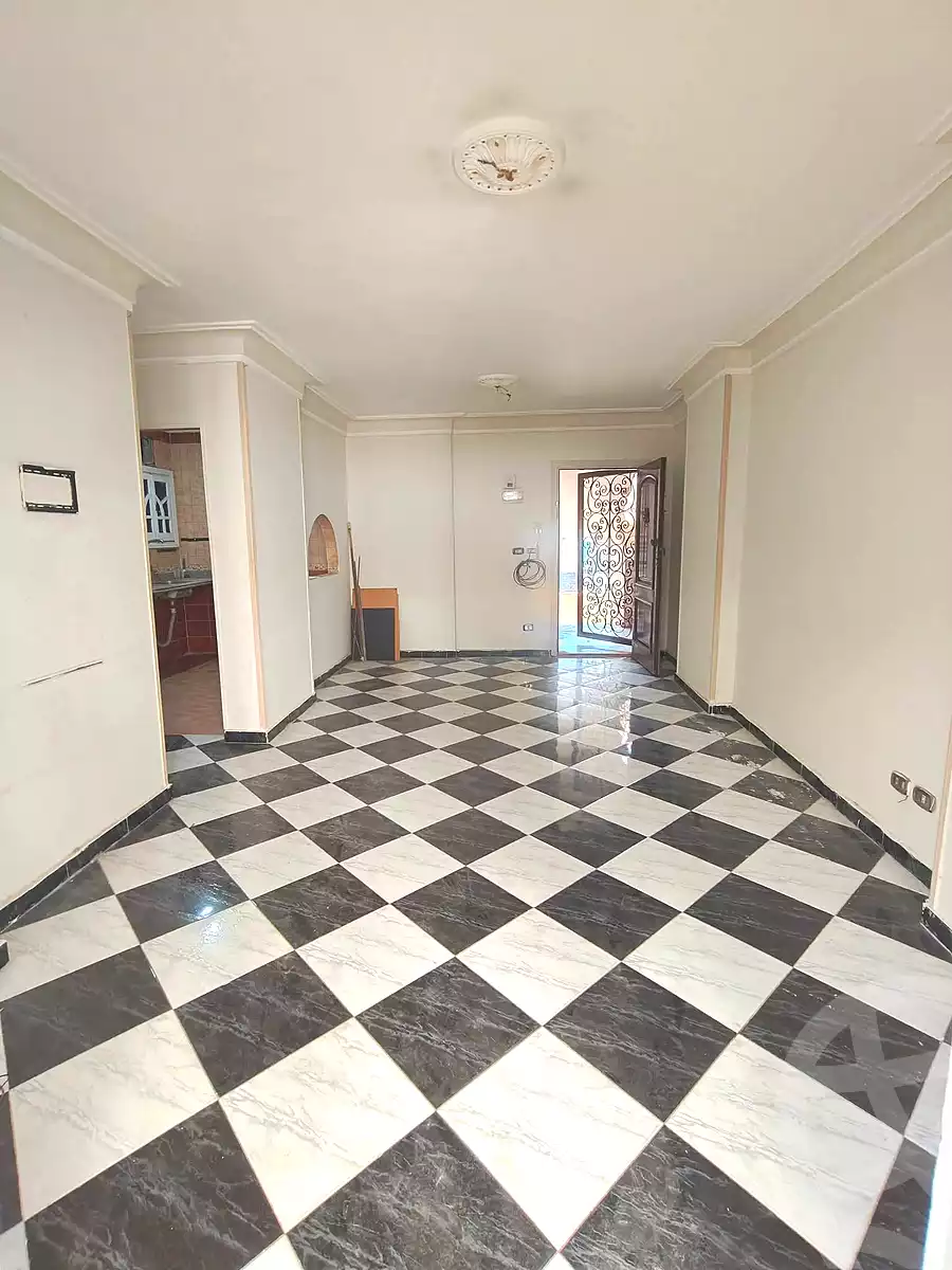 https://aqarmap.com.eg/ar/listing/6929876-for-sale-alexandria-miami-kaad-assrab-al-bhar-st