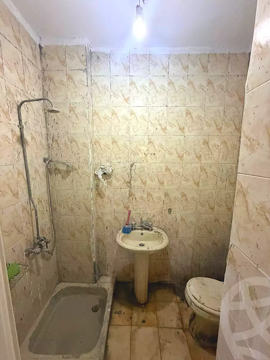 https://aqarmap.com.eg/en/listing/6930286-for-sale-alexandria-al-agamy-lbytsh-saad-zaghloul-st