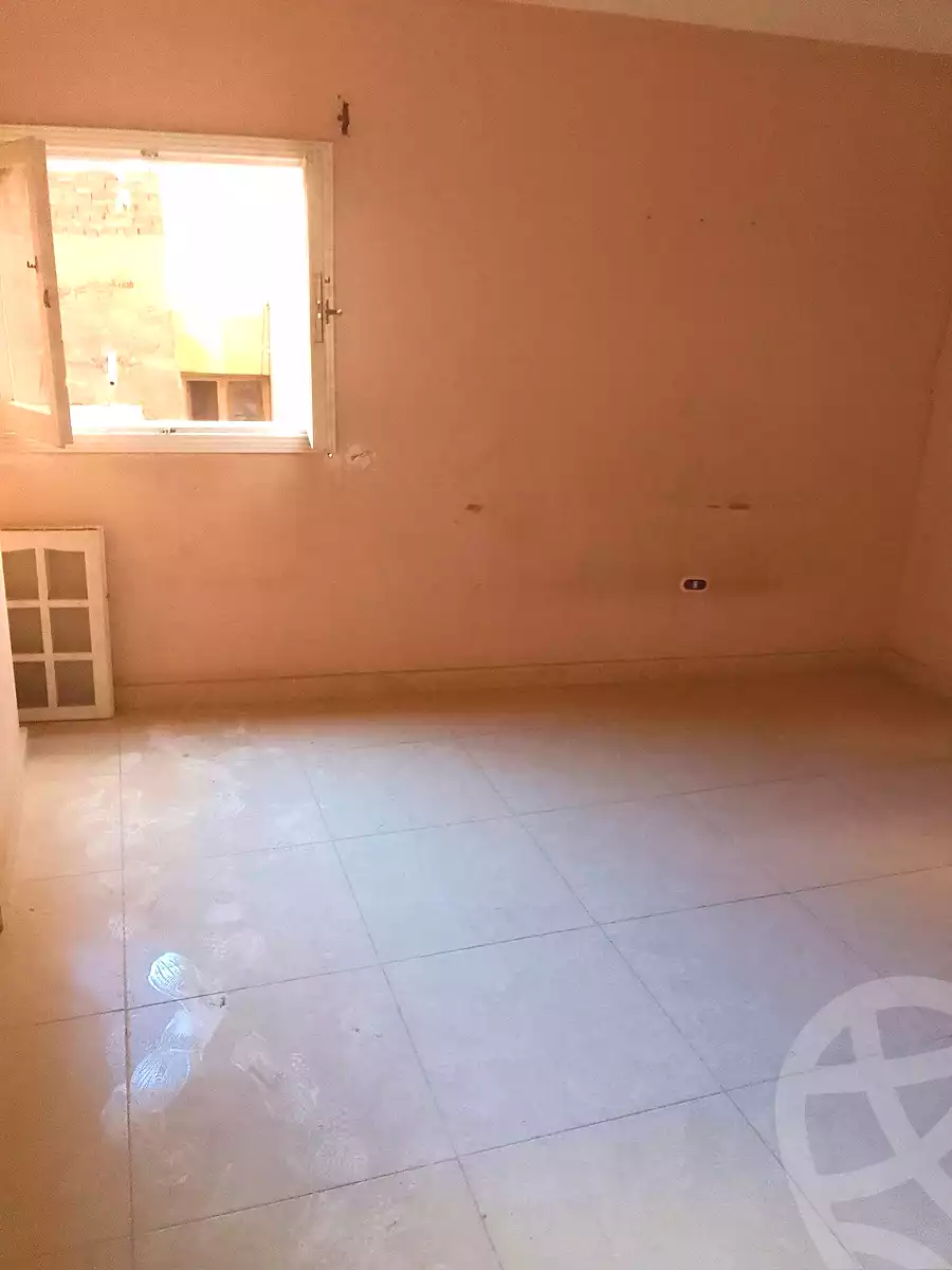 https://aqarmap.com.eg/ar/listing/6930574-for-sale-alexandria-al-agamy-lbytsh-qased-kareem-st