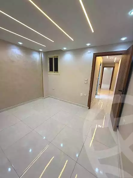 https://aqarmap.com.eg/en/listing/6930793-for-sale-cairo-el-haram-el-lebeny-soltan-khattab-st
