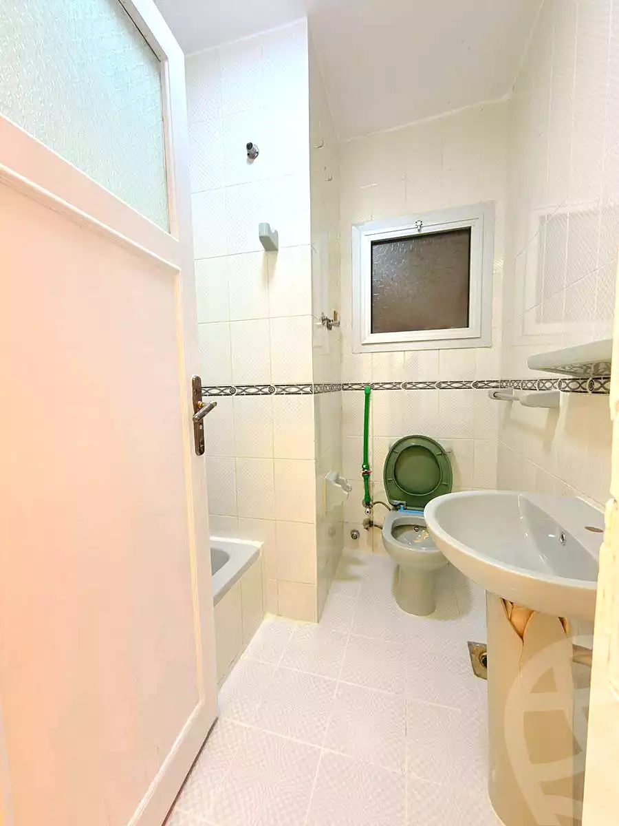 https://aqarmap.com.eg/ar/listing/6930949-for-sale-alexandria-al-agamy-shataa-el-nakheel