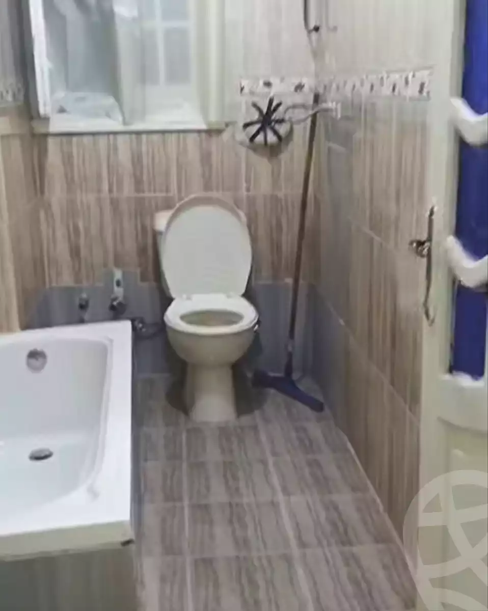https://aqarmap.com.eg/ar/listing/6931109-for-sale-cairo-ain-shams-ain-shams-el-sharkia-el-eshrein-stt