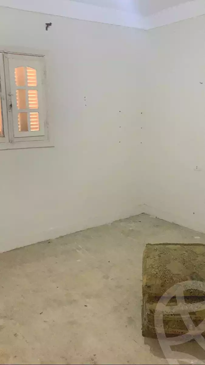 https://aqarmap.com.eg/ar/listing/6931296-for-sale-alexandria-al-agamy-el-hanouvel