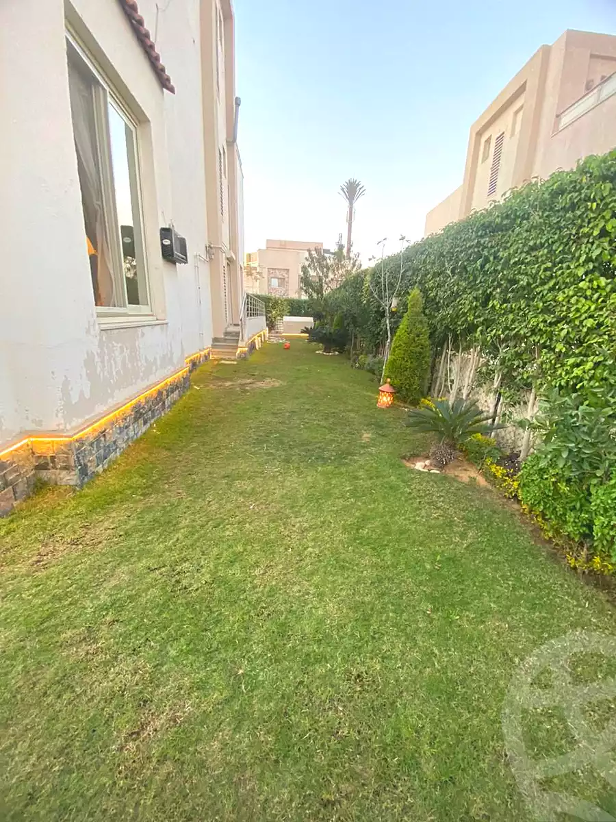 https://aqarmap.com.eg/en/listing/6931685-for-sale-cairo-new-cairo-compounds-el-koronfel-heights