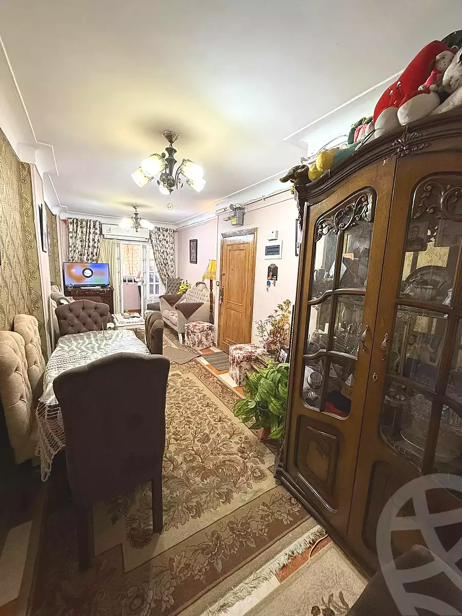 https://aqarmap.com.eg/ar/listing/6932284-for-sale-alexandria-sydy-bshr-dr-saleh-hamdy-st