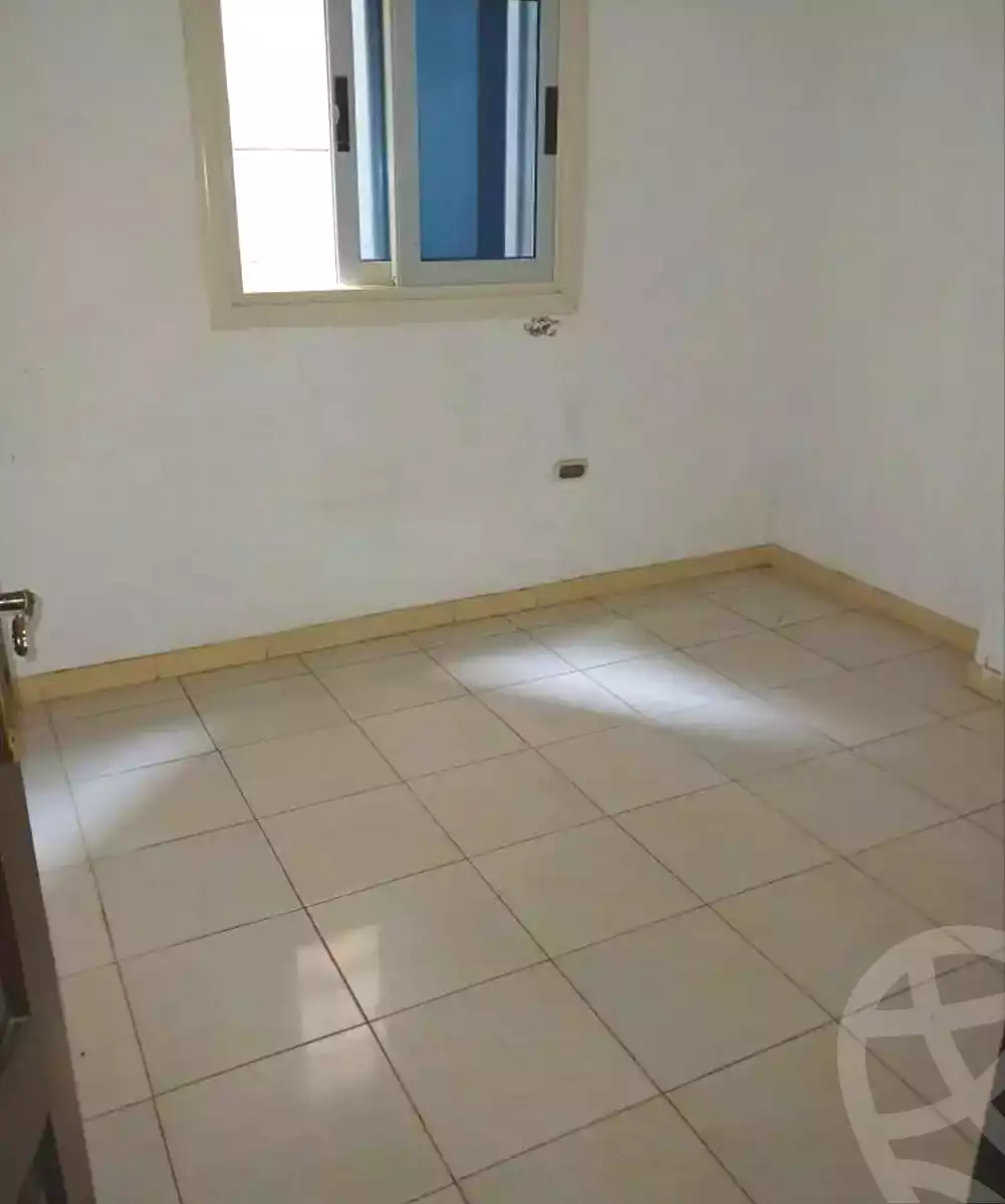 https://aqarmap.com.eg/ar/listing/6933456-for-rent-alexandria-el-asafra-l-sfr-bhry-el-geish-rd