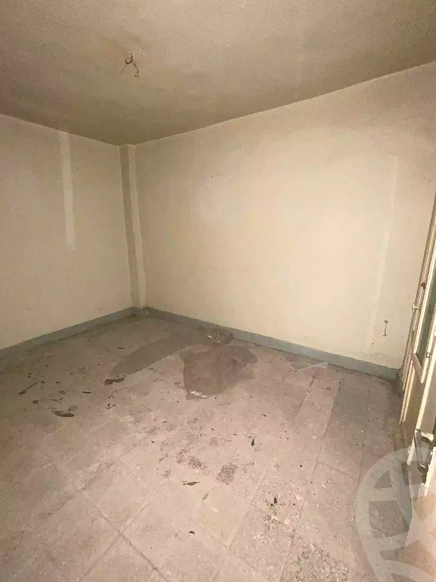 https://aqarmap.com.eg/ar/listing/6930347-for-sale-alexandria-al-agamy-lbytsh-al-andalous-wa-al-hgaz-st