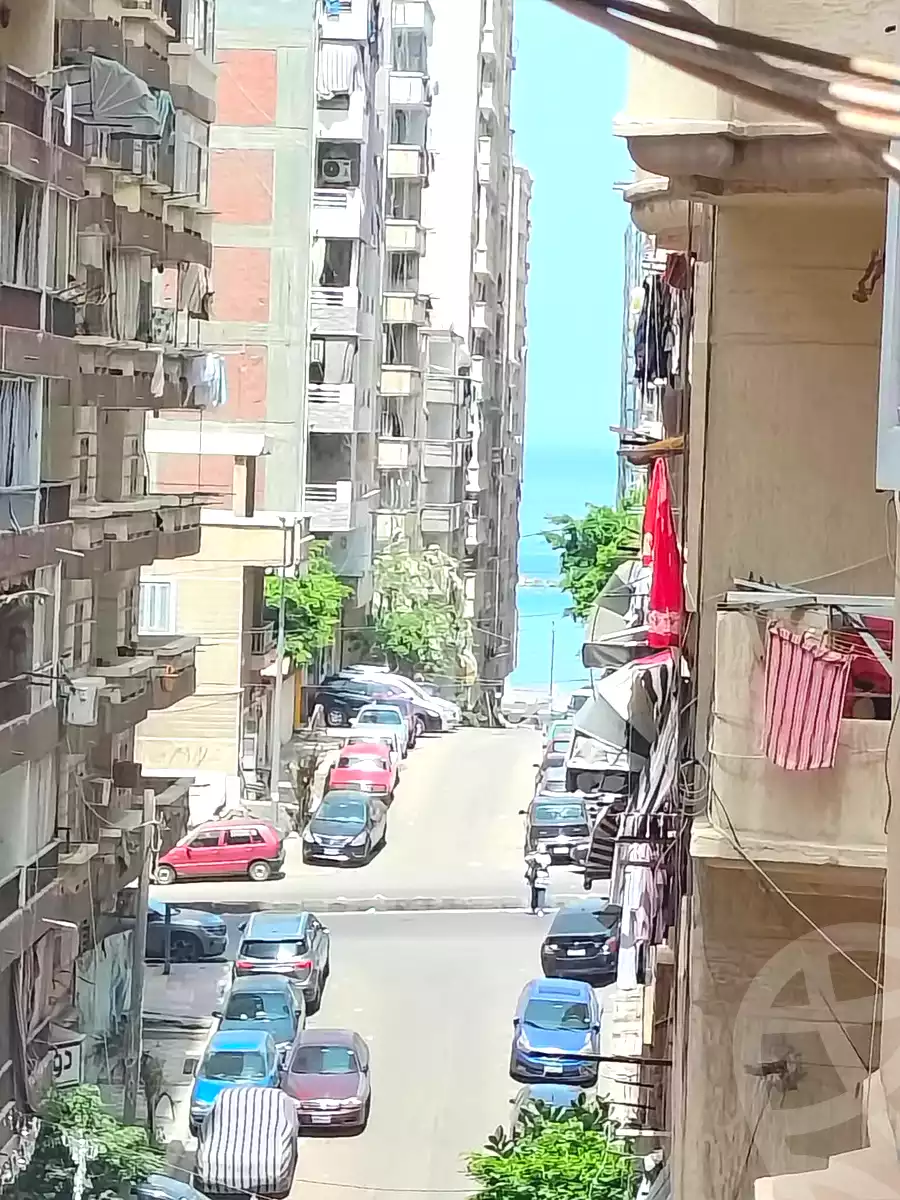 https://aqarmap.com.eg/ar/listing/6933698-for-sale-alexandria-sydy-bshr-sydy-bshr-bhry-street-17