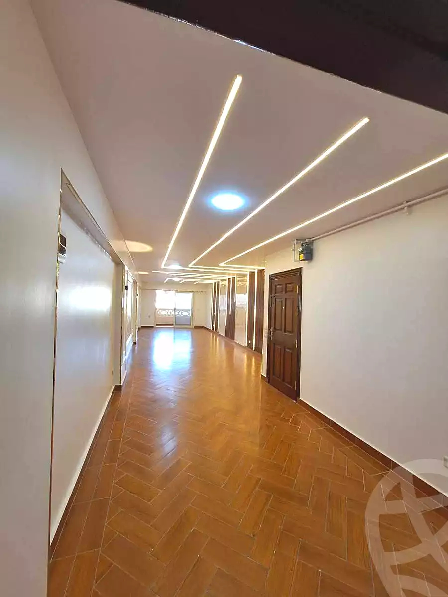 https://aqarmap.com.eg/ar/listing/6933700-for-sale-alexandria-sydy-bshr-sydy-bshr-bhry-shr-mhmwd-l-yswy