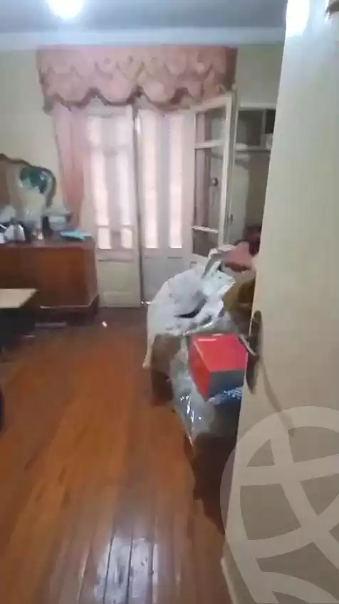 https://aqarmap.com.eg/en/listing/6933281-for-sale-cairo-downtown-abdeen-abd-el-aziz-st