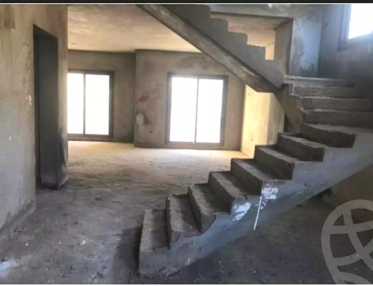 https://aqarmap.com.eg/ar/listing/6934359-for-sale-cairo-new-cairo-compounds-hyde-park-cluster-18-hyde-park