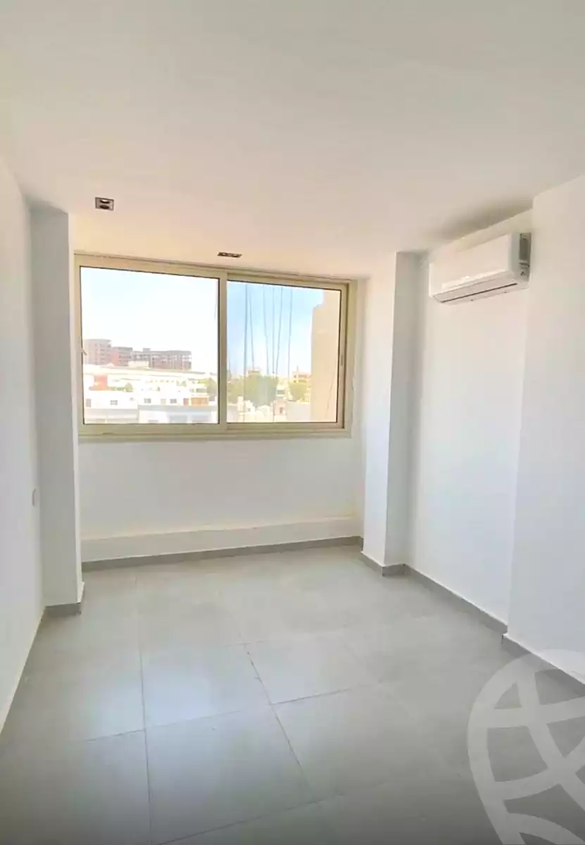 https://aqarmap.com.eg/ar/listing/6934849-for-sale-red-sea-hurghada-city-el-hadba-sheraton-st