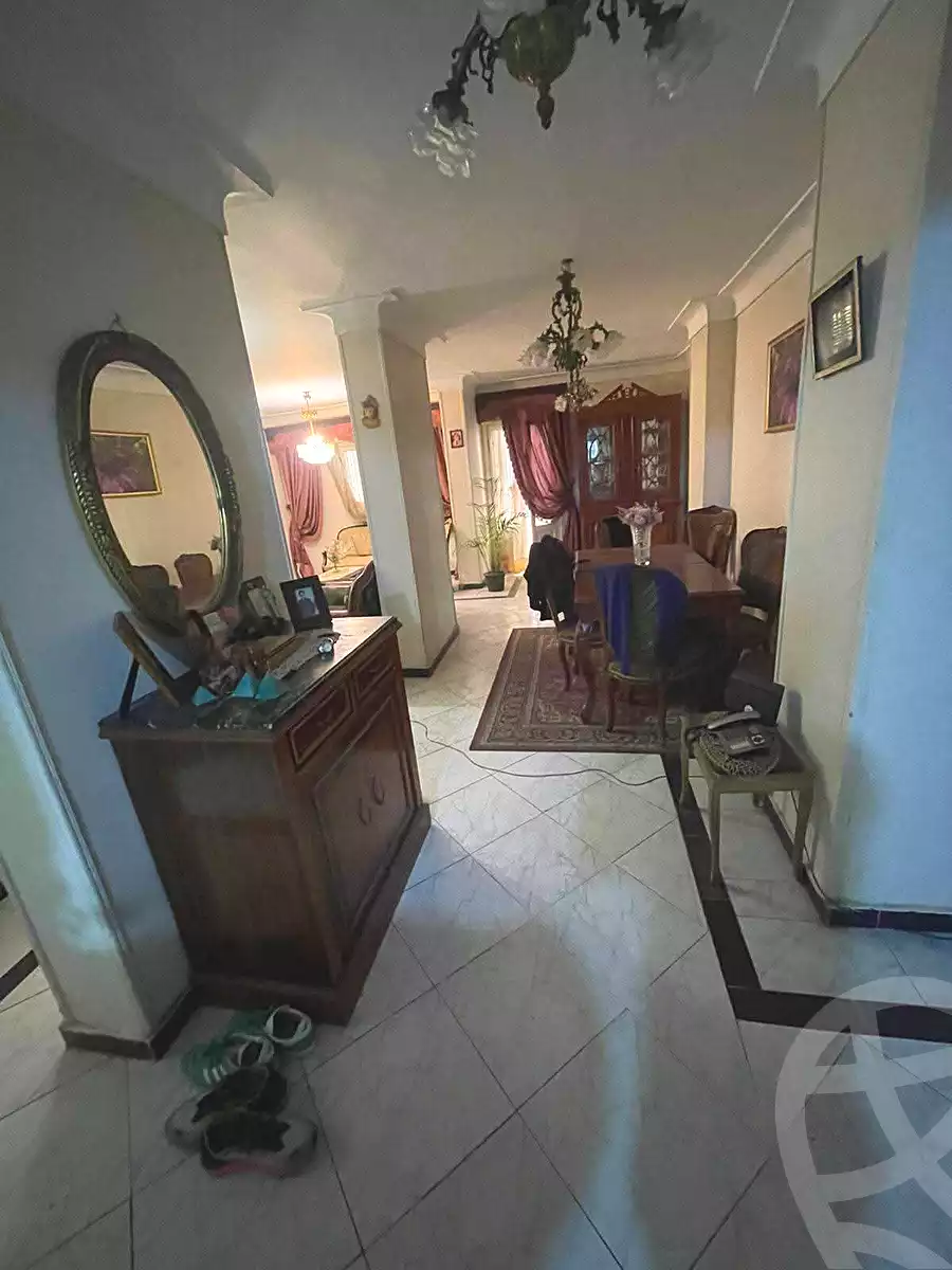 https://aqarmap.com.eg/ar/listing/6935225-for-sale-alexandria-sydy-bshr-sydy-bshr-bhry-amr-el-nogomy-st