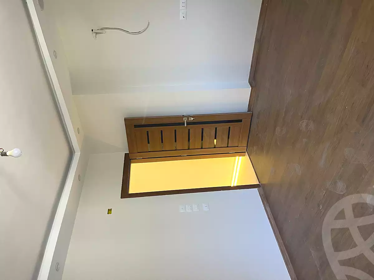 https://aqarmap.com.eg/ar/listing/6935500-for-sale-cairo-new-cairo-compounds-dh-ykwn-2-ryzydns-styl-hwm