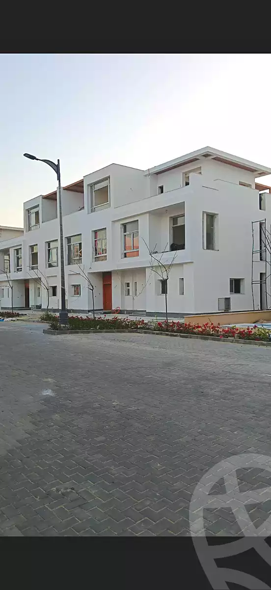 https://aqarmap.com.eg/ar/listing/6896859-for-sale-north-coast-new-alamein-mntj-t-l-lmyn-ljdyd-kmbwnd-mzryn