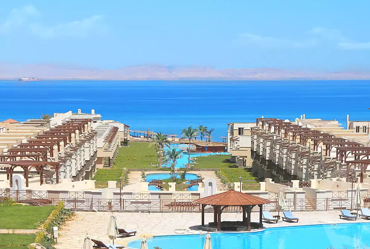 https://aqarmap.com.eg/en/listing/6936734-for-sale-ain-elsokhna-resorts-blue-blue