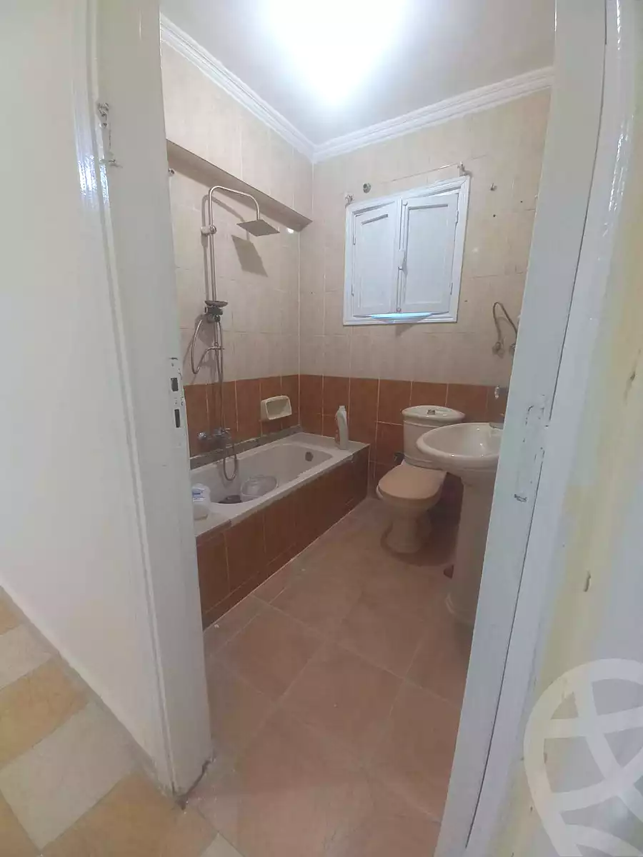 https://aqarmap.com.eg/en/listing/6937060-for-sale-alexandria-sydy-bshr-sydy-bshr-bhry-ali-hipa-st