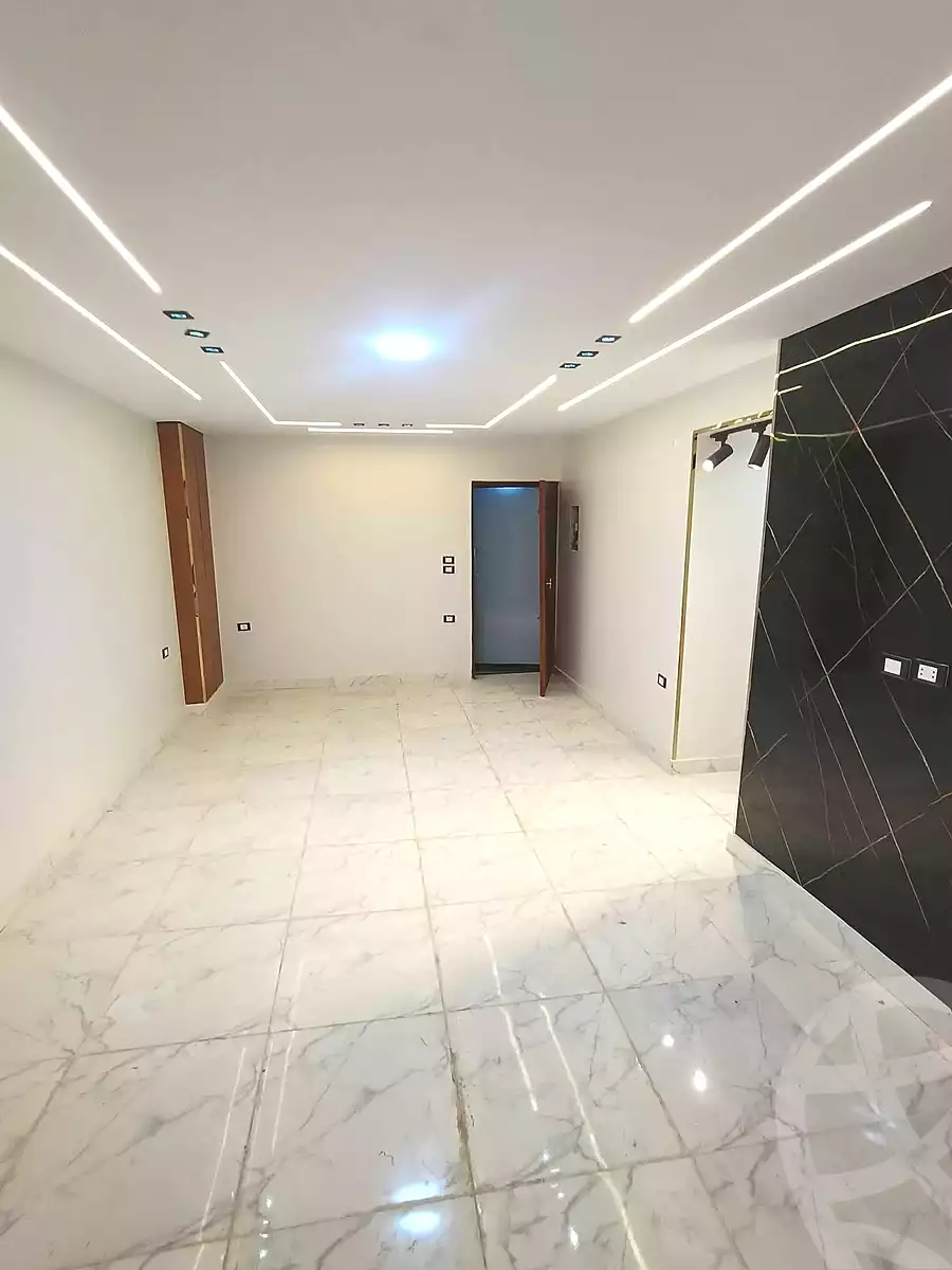 https://aqarmap.com.eg/ar/listing/6937352-for-sale-cairo-elnozha-Streettt-27