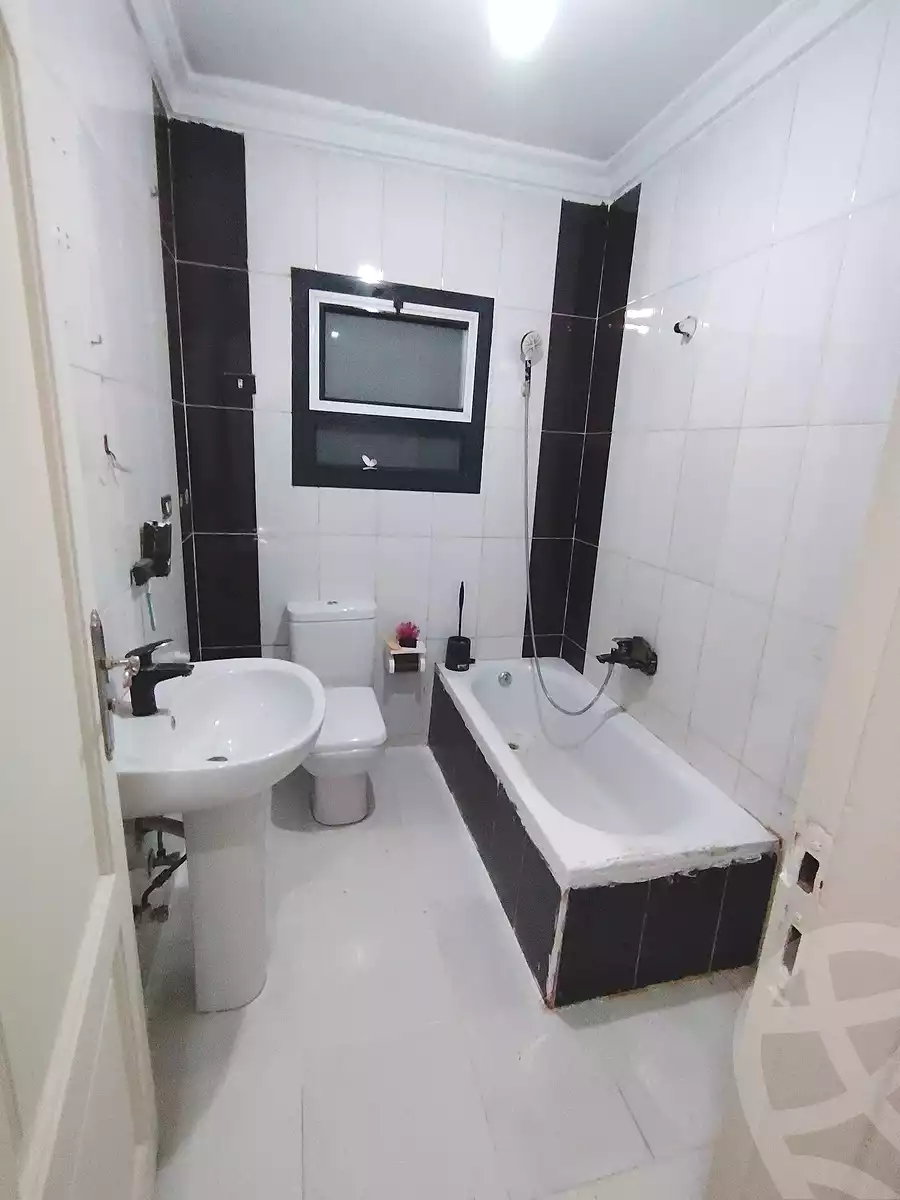 https://aqarmap.com.eg/ar/listing/6937858-for-rent-cairo-faisal-el-kom-el-akhder