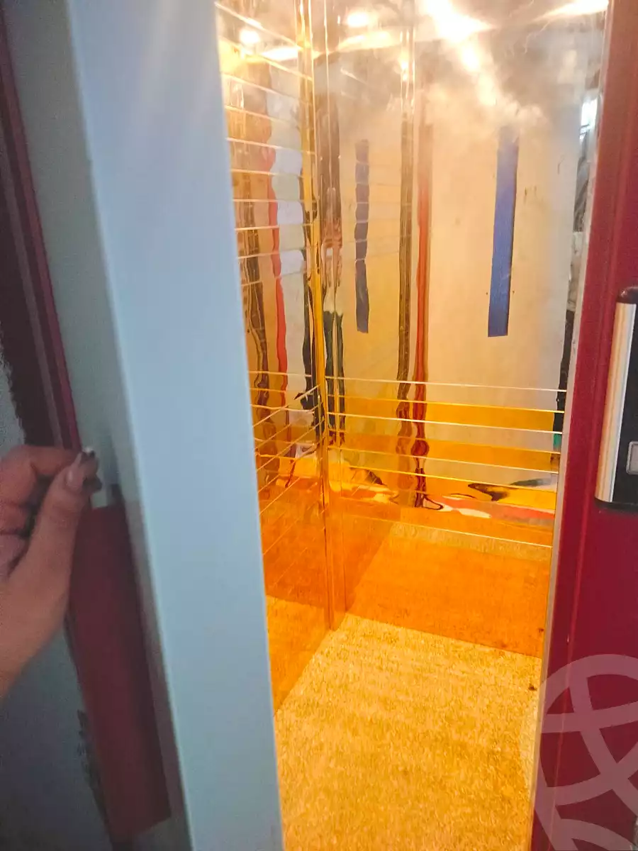 https://aqarmap.com.eg/ar/listing/6937969-for-sale-alexandria-sydy-bshr-sydy-bshr-qbly-mohamed-farid-st