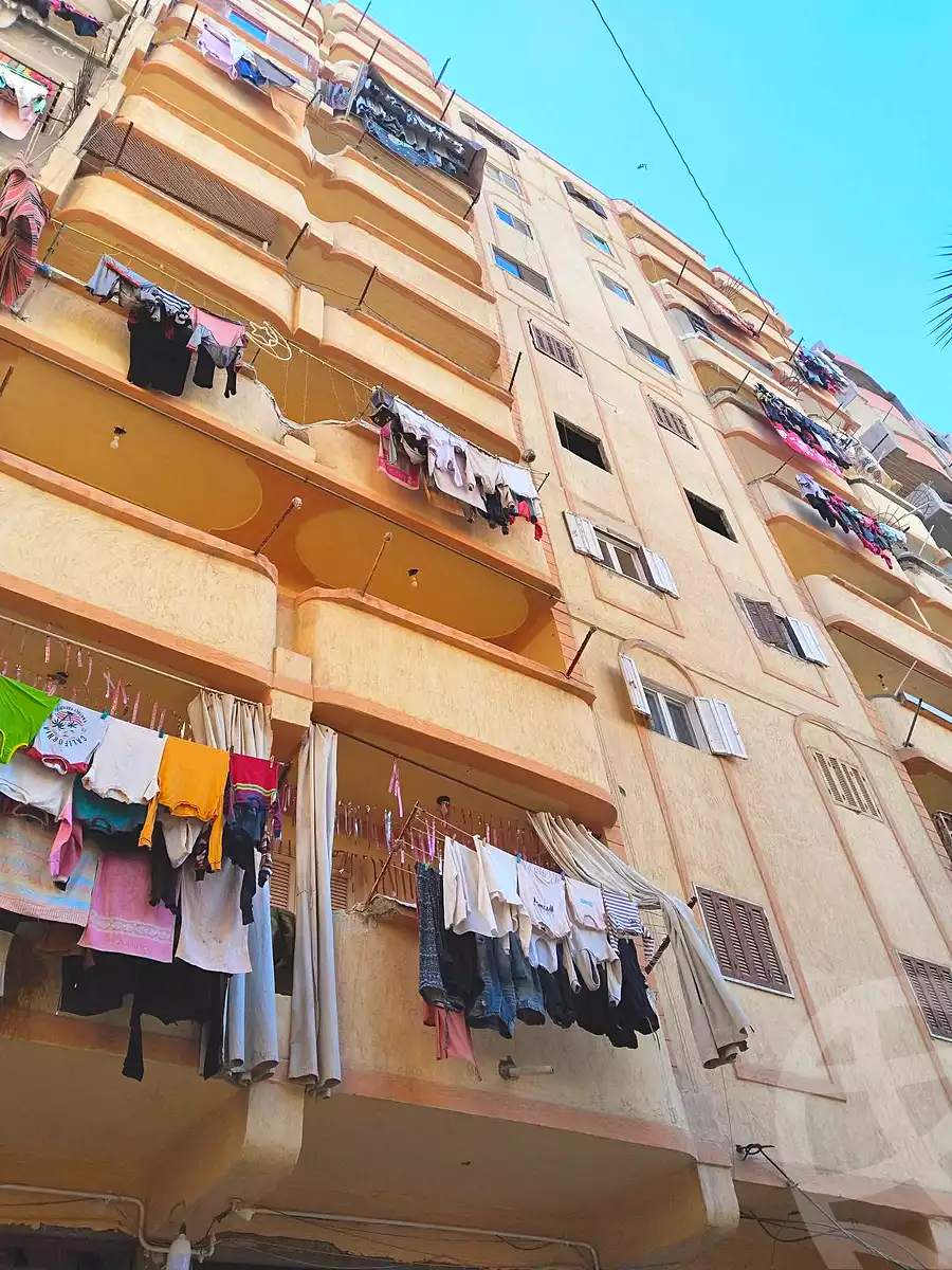 https://aqarmap.com.eg/ar/listing/6938025-for-sale-alexandria-al-agamy-el-hanouvel-al-haded-we-al-soulb-st