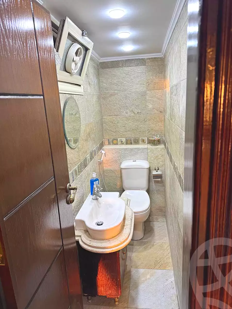https://aqarmap.com.eg/ar/listing/6938158-for-rent-cairo-shoubra-corniche-el-nile-st