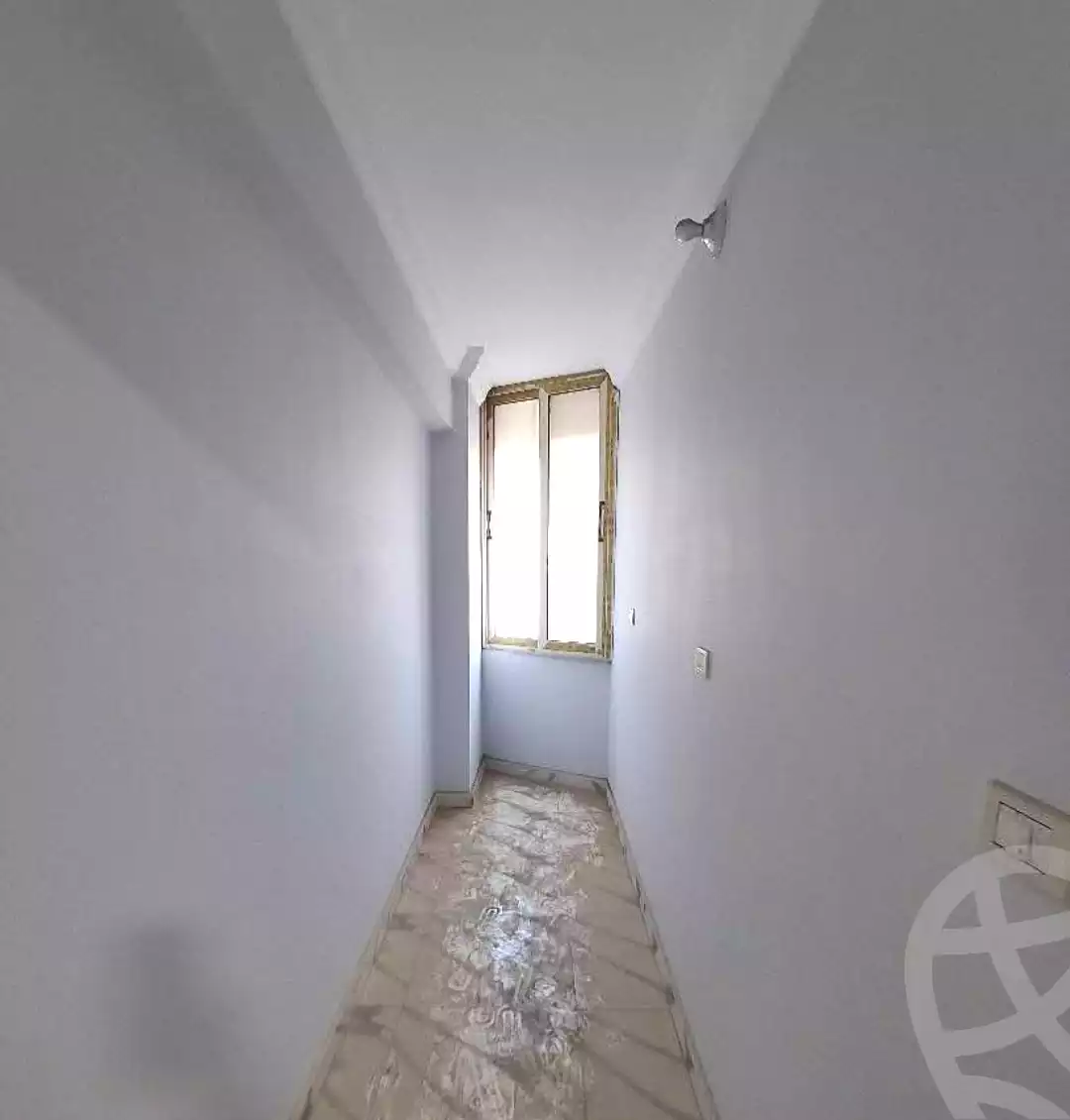 https://aqarmap.com.eg/ar/listing/6938353-for-sale-alexandria-sydy-bshr-sydy-bshr-qbly-rd-lfdly
